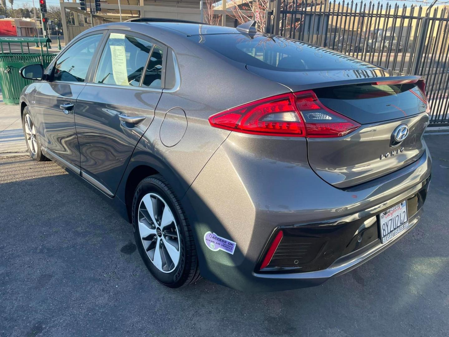 2019 GRAY /BLACK Hyundai Ioniq Hybrid (KMHC75LD4KU) , located at 744 E Miner Ave, Stockton, CA, 95202, (209) 944-5770, 37.956863, -121.282082 - Photo#10